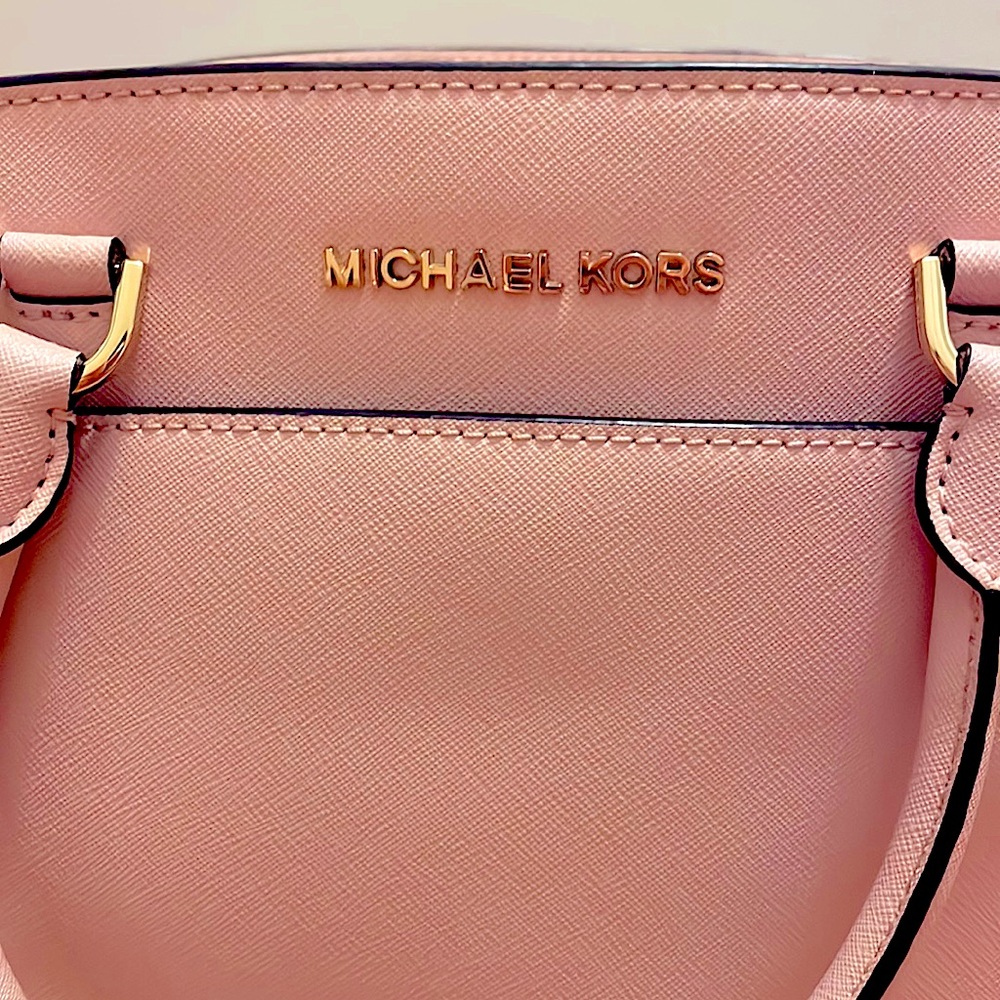 Michael Kors Light Pink Handbag with Handles and Shoulder Straps- Gently Used